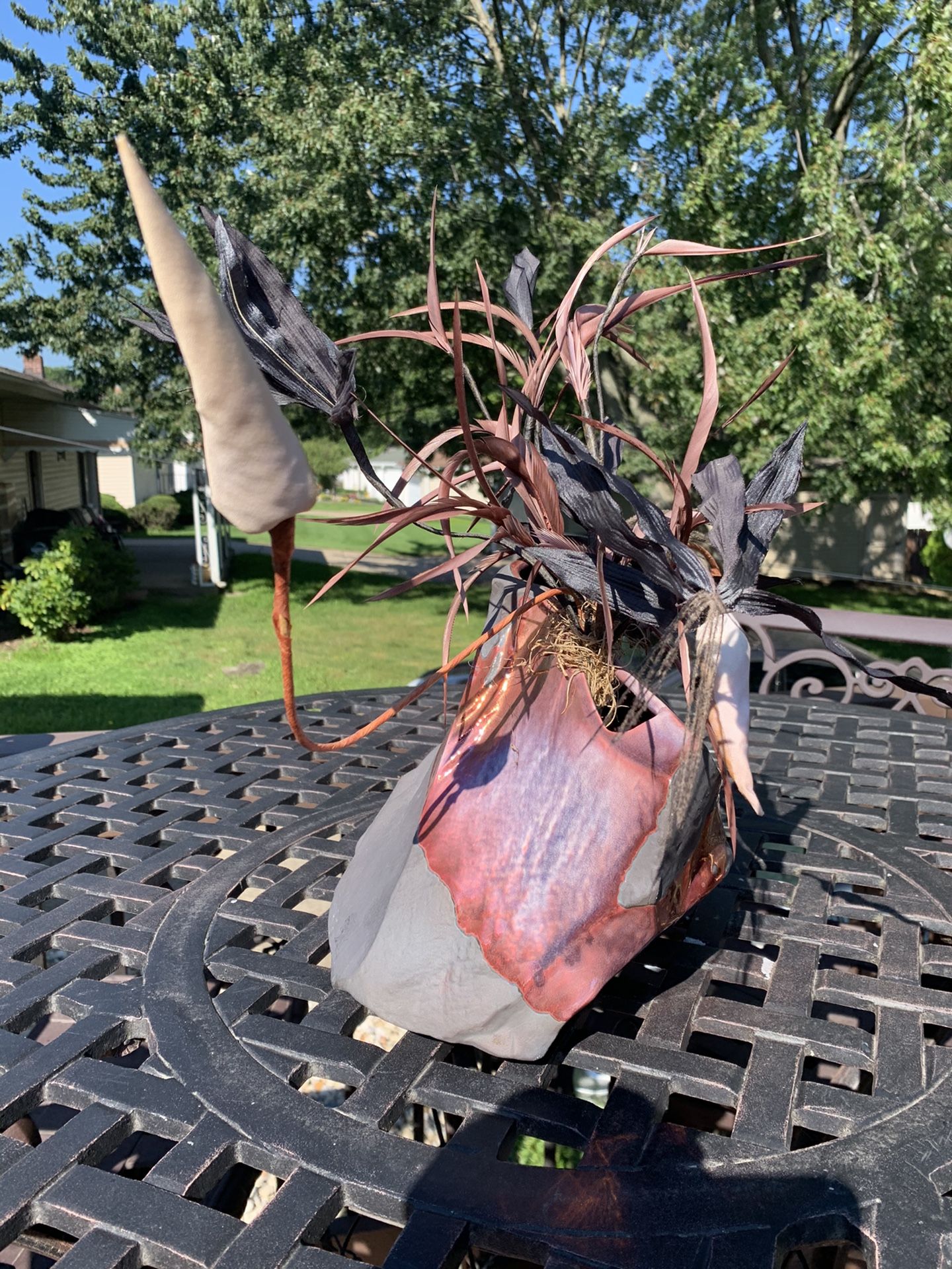 vase with flower artifical $10