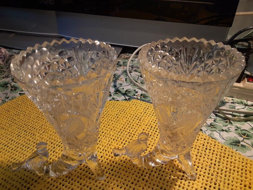 TWO GORGEOUS LOOKING BIRD VASES CRYSTAL GLASS