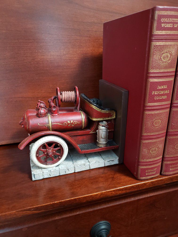 Vintage Fire Truck Model Bookends 