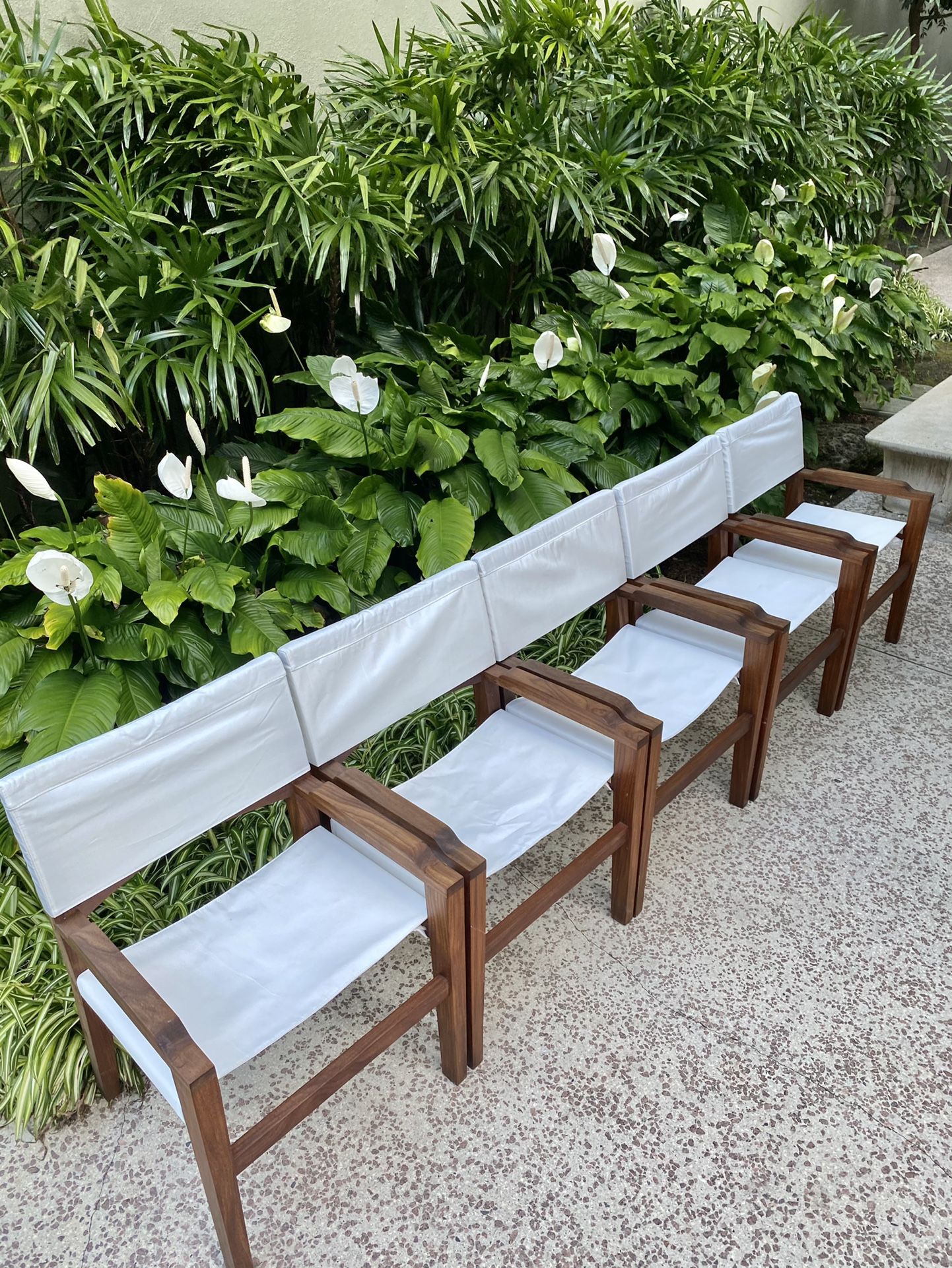 5 Outdoor Mahogany And Canvas Lanai / Patio Chairs (delivery available)