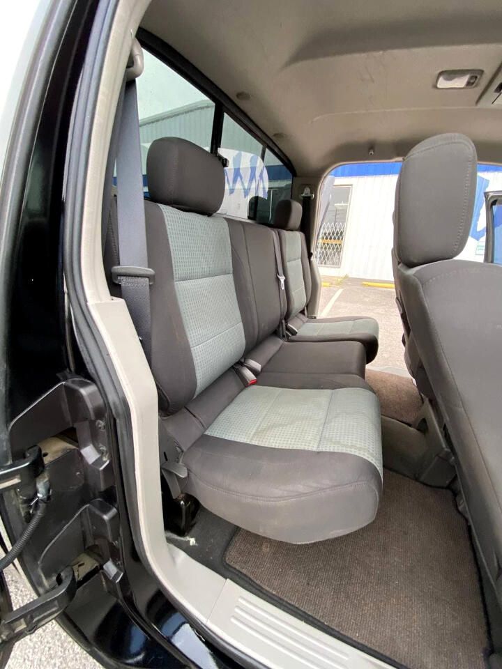 2004 Nissan Titan