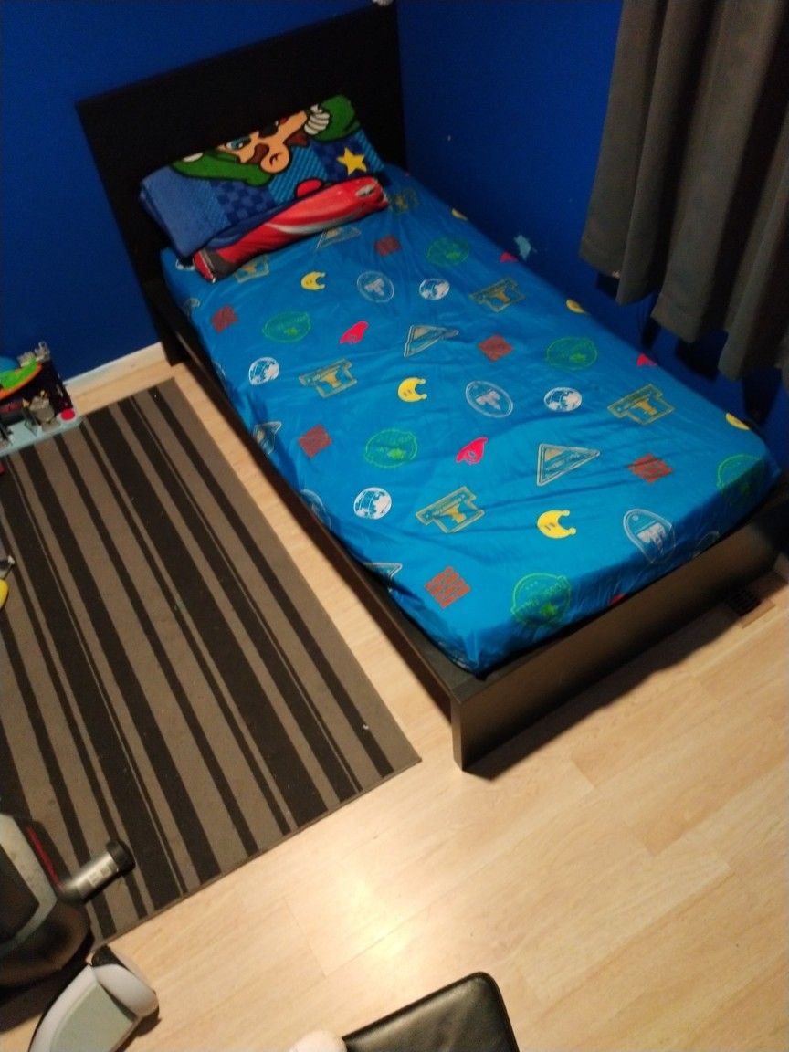 Kid Bed With Bed Frame