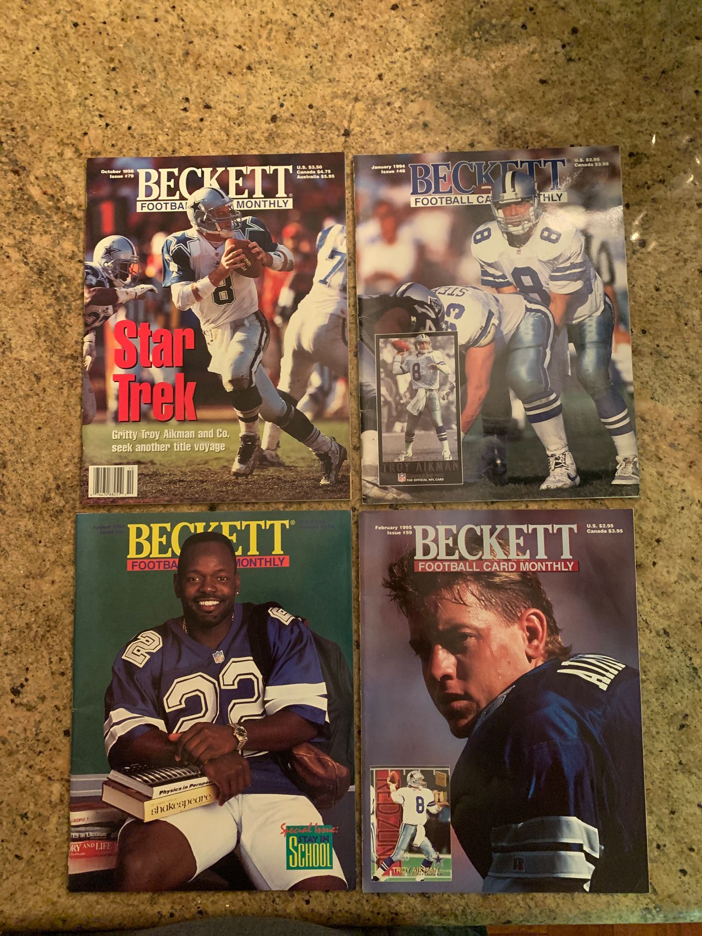 (21) different Beckett Monthly Football Card Magazines 1991 +
