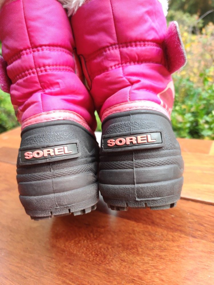 Sorel Snow Boots Size 9