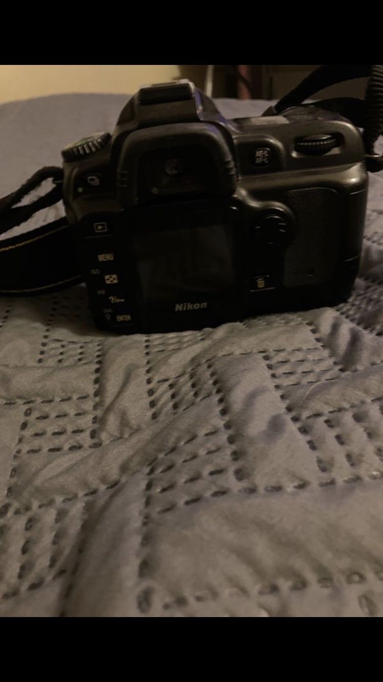 Nikon D50