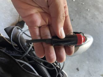 Mini vacuum for car 12 volt power  Thumbnail