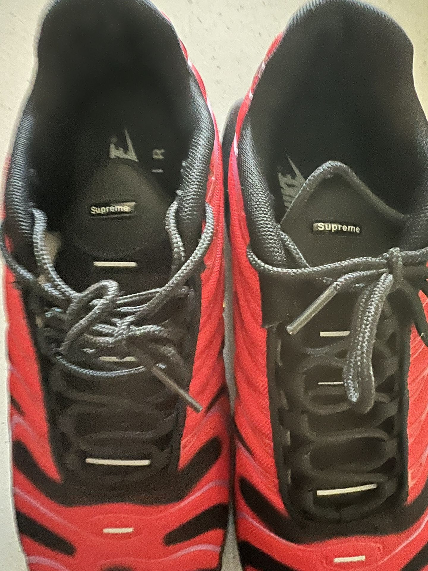Supreme Nike Airmax