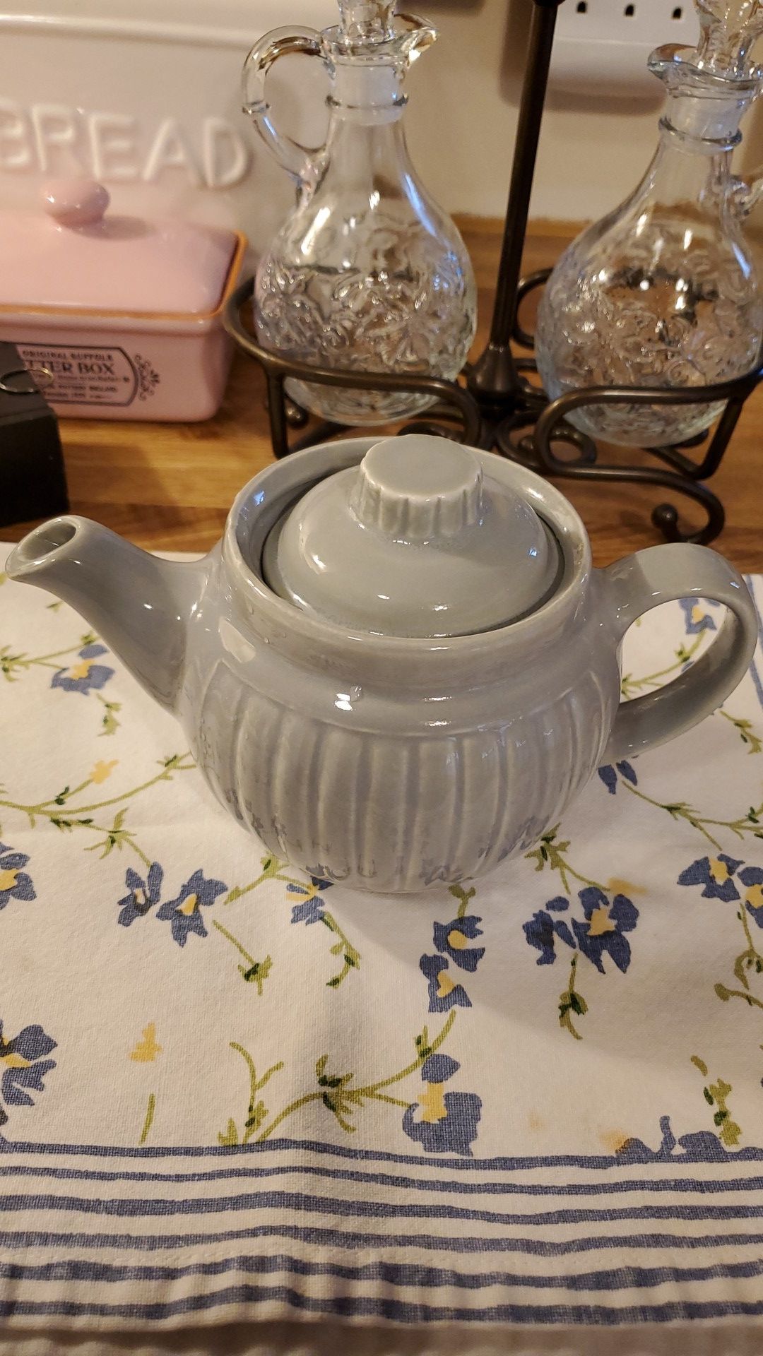 Tea pot