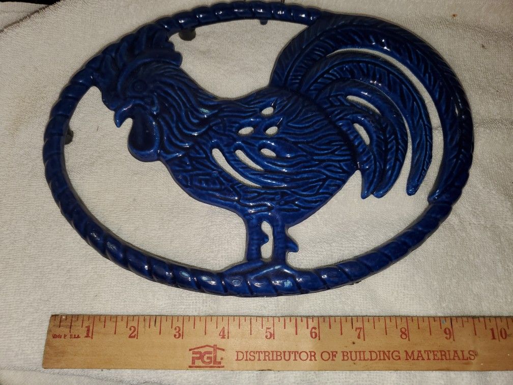Rooster trivet