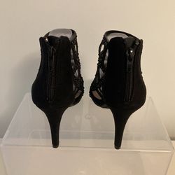 Fergilicious high heels. $20! Thumbnail