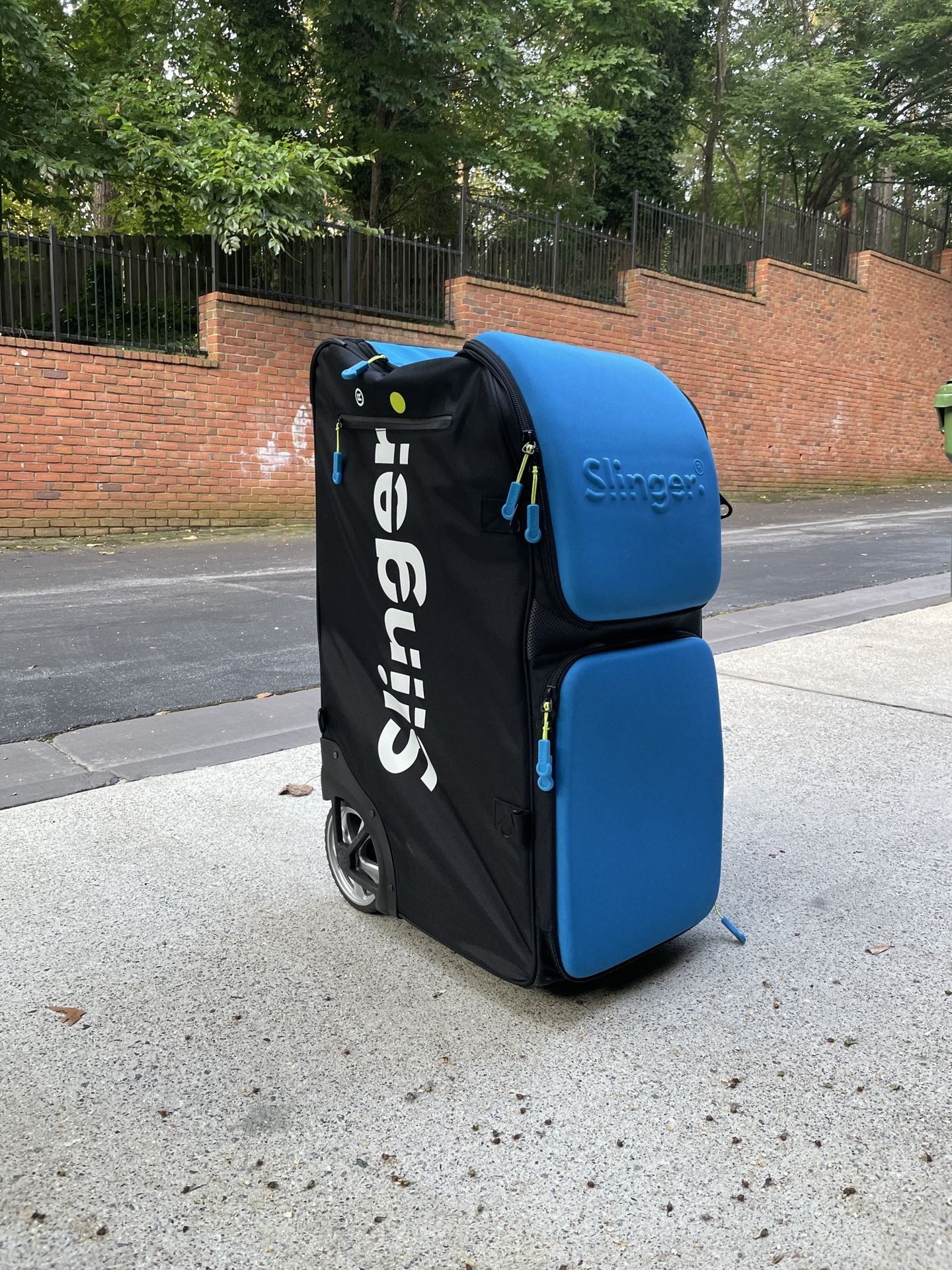 Slinger Bag Rarely Used Almost New Tennis Ball Machine for Sale in Atlanta, GA OfferUp