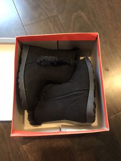 New Toddler girl snow boot shoes size 9 Thumbnail