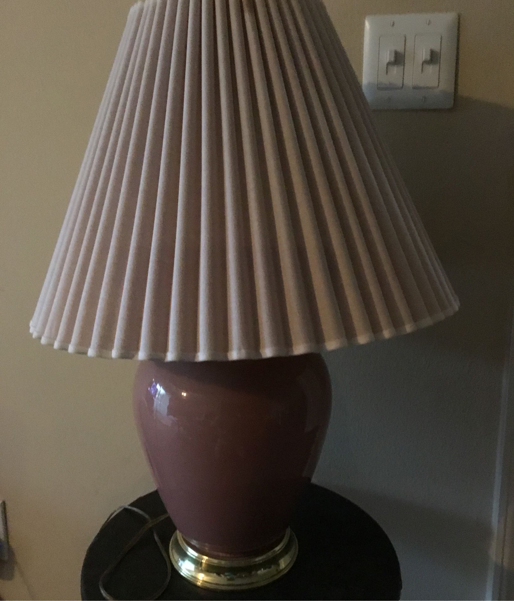 Table lamp