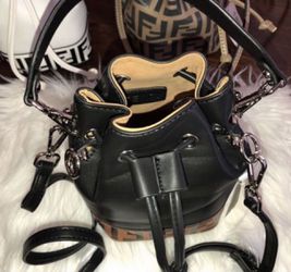 Luxury Style Shoulder/crossbody Handbag (small) Thumbnail