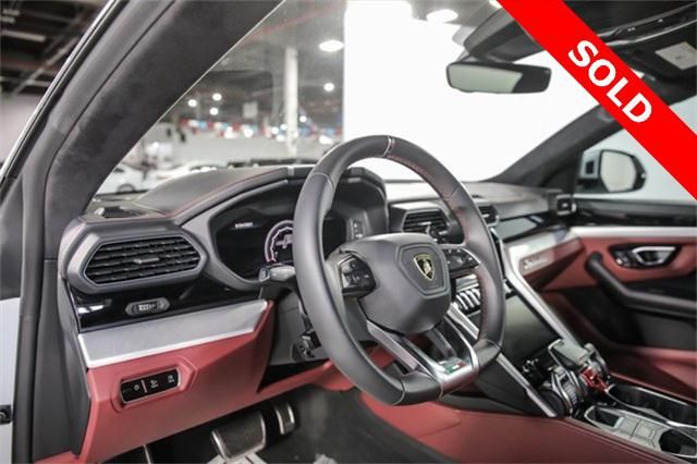 2020 Lamborghini Urus