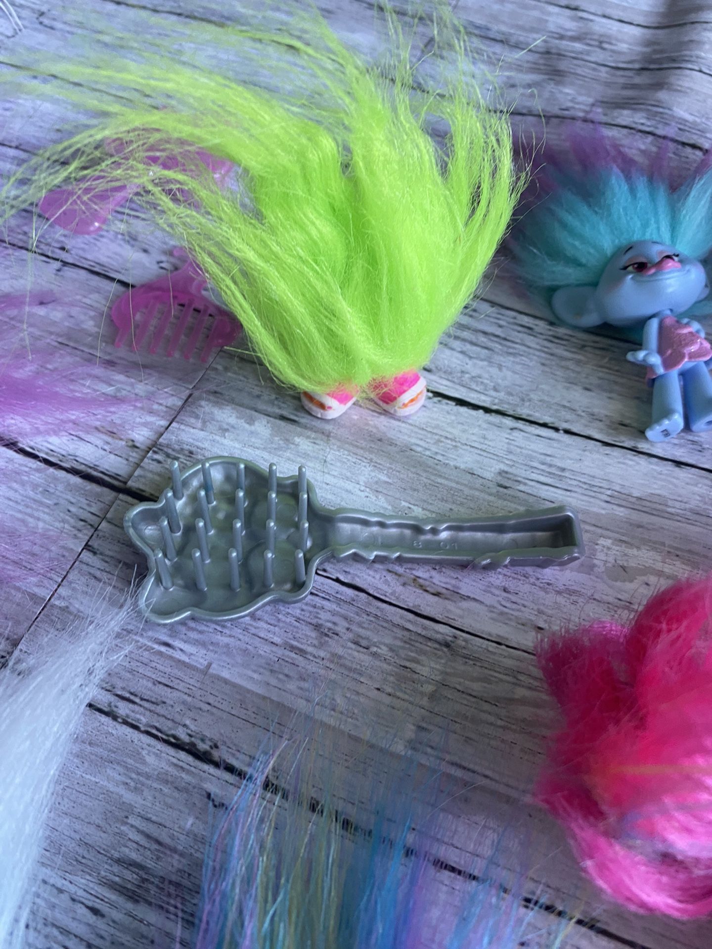 Trolls Hasbro/Dreamworks Fingerlings Action Figures