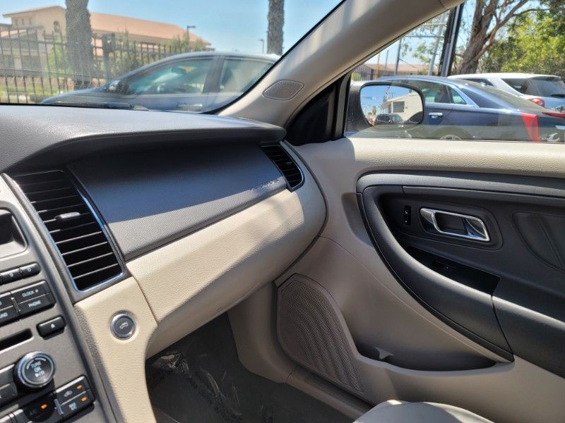 2011 Ford Taurus