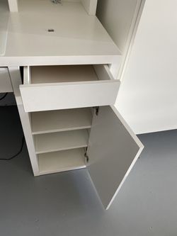 IKEA Computer Desk ( Monitor Not Included) Thumbnail