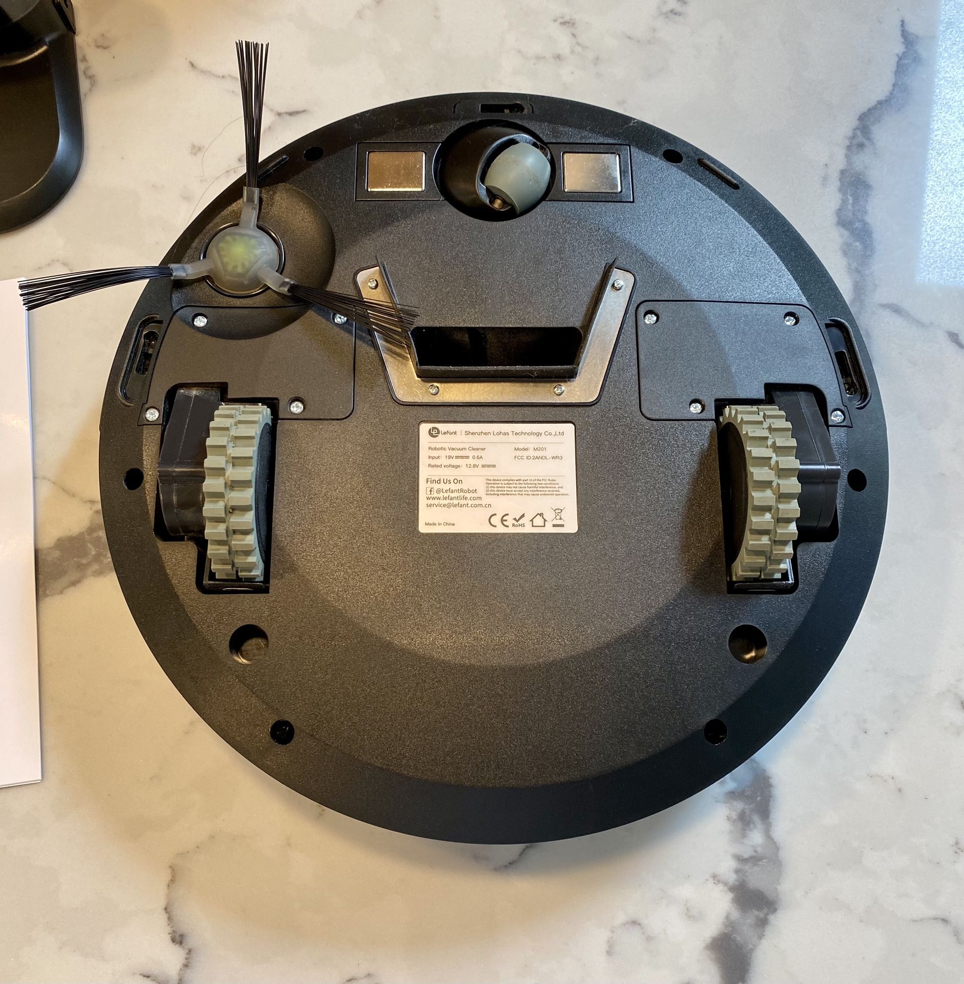 Lefant Robot Vacuum Cleaner, Auto Robotic Vacuums, Upgraded 6D Collision Sensor, 1800pa WiFi/App/Alexa, Self-Charging, Super Quiet Mini Cleaning Robot