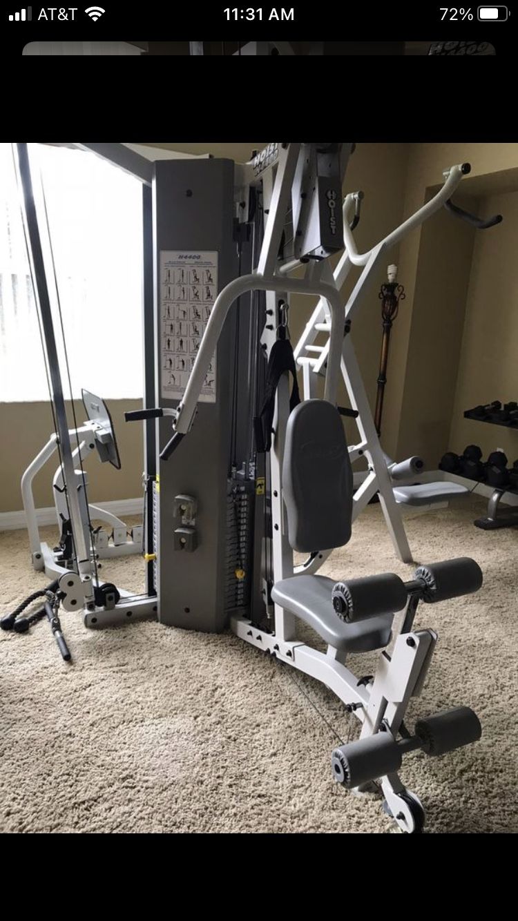 Hoist Commercial Grade Gym With Weights