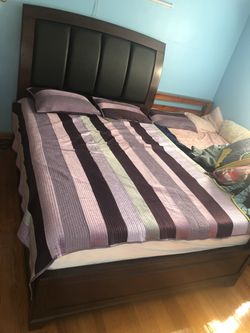 Bedroom Set (queen size bed, dresser, chest) Thumbnail
