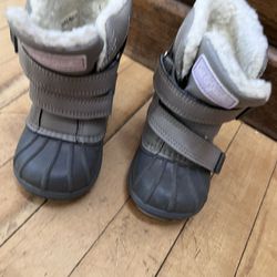 Cat And Jack Water Resistant Snow Boots Size 5 Toddler Thumbnail