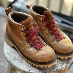Womens Eddie Bauer Retro Hiking Boots Thumbnail