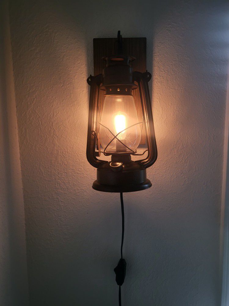 Vintage/Rustic  Farmhouse Dimmable Table Lamp With Edison Bulb