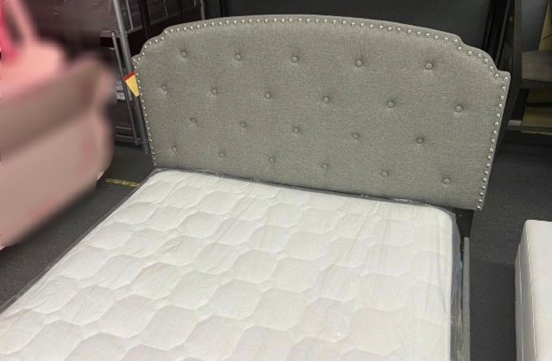 Brand New Queen Size Grey Linen Upholstered Platform Bed Frame +Mattress