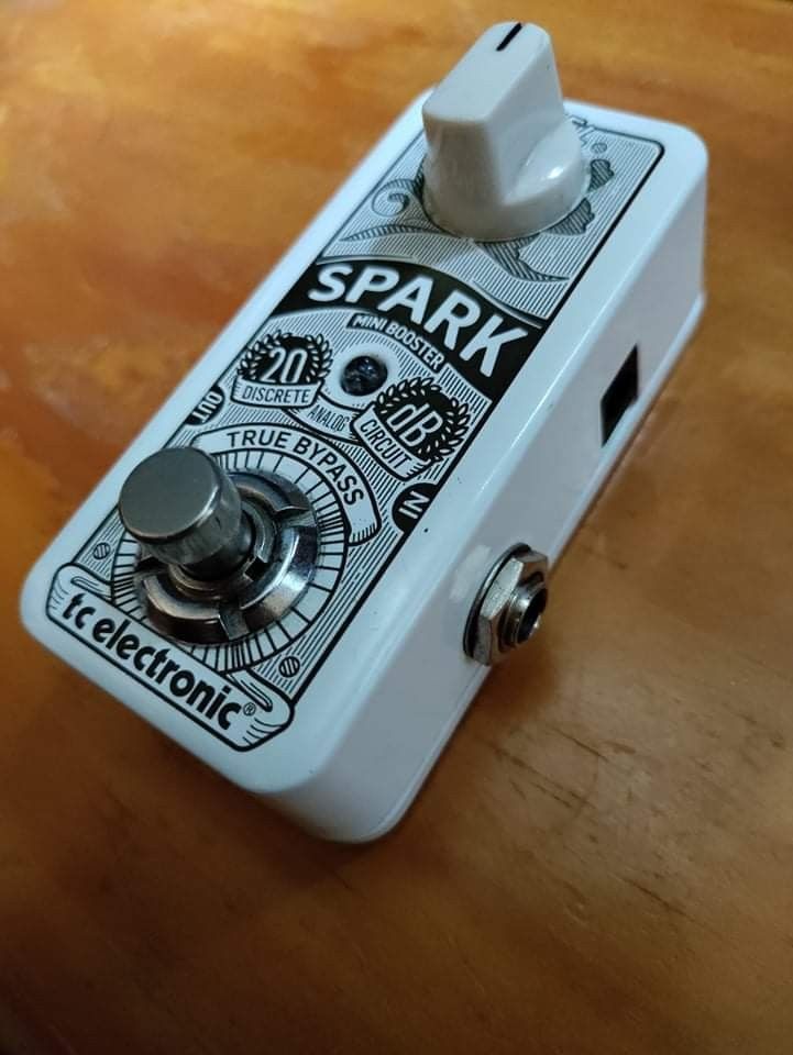 Guitar Pedals and Pedal Board