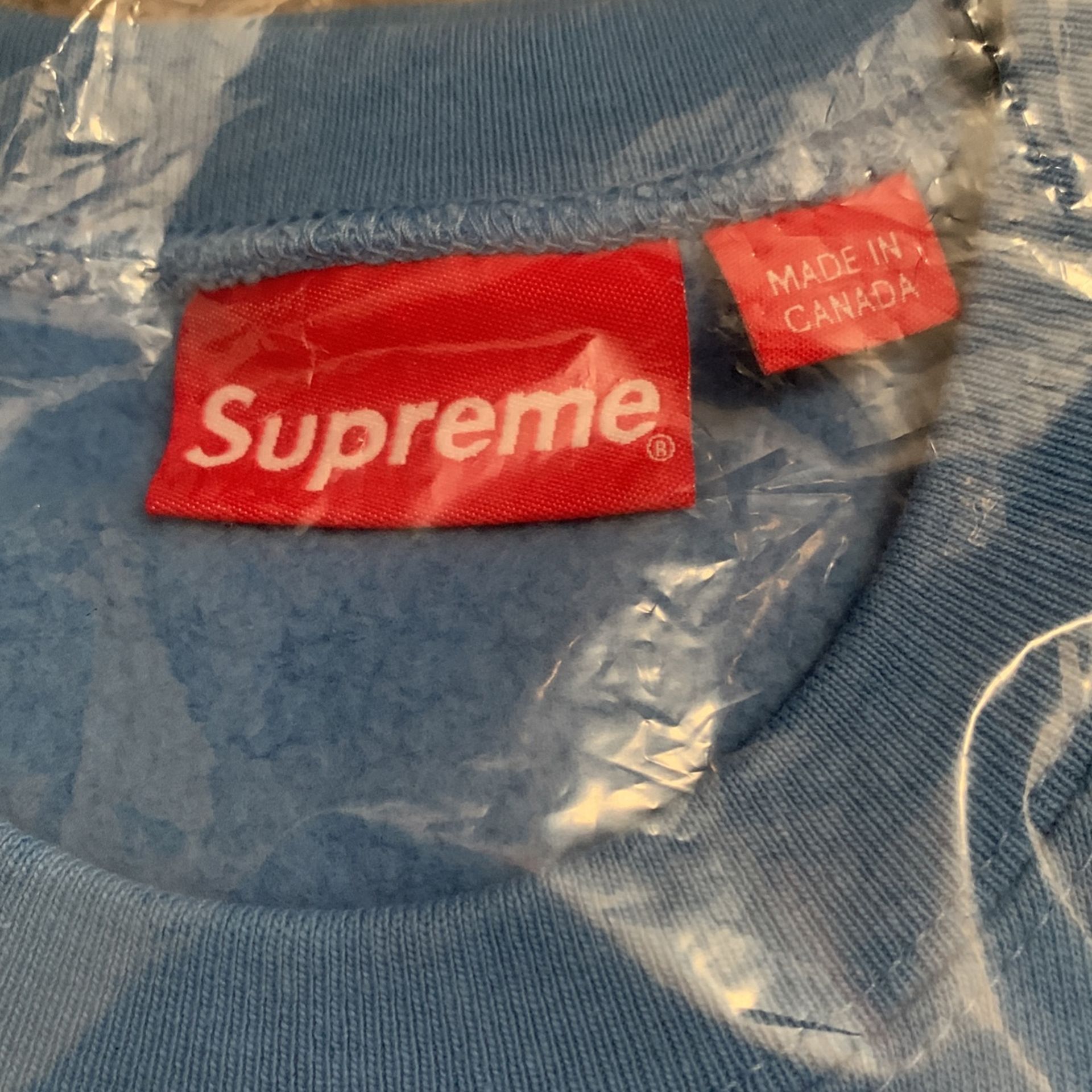 Supreme Crewneck