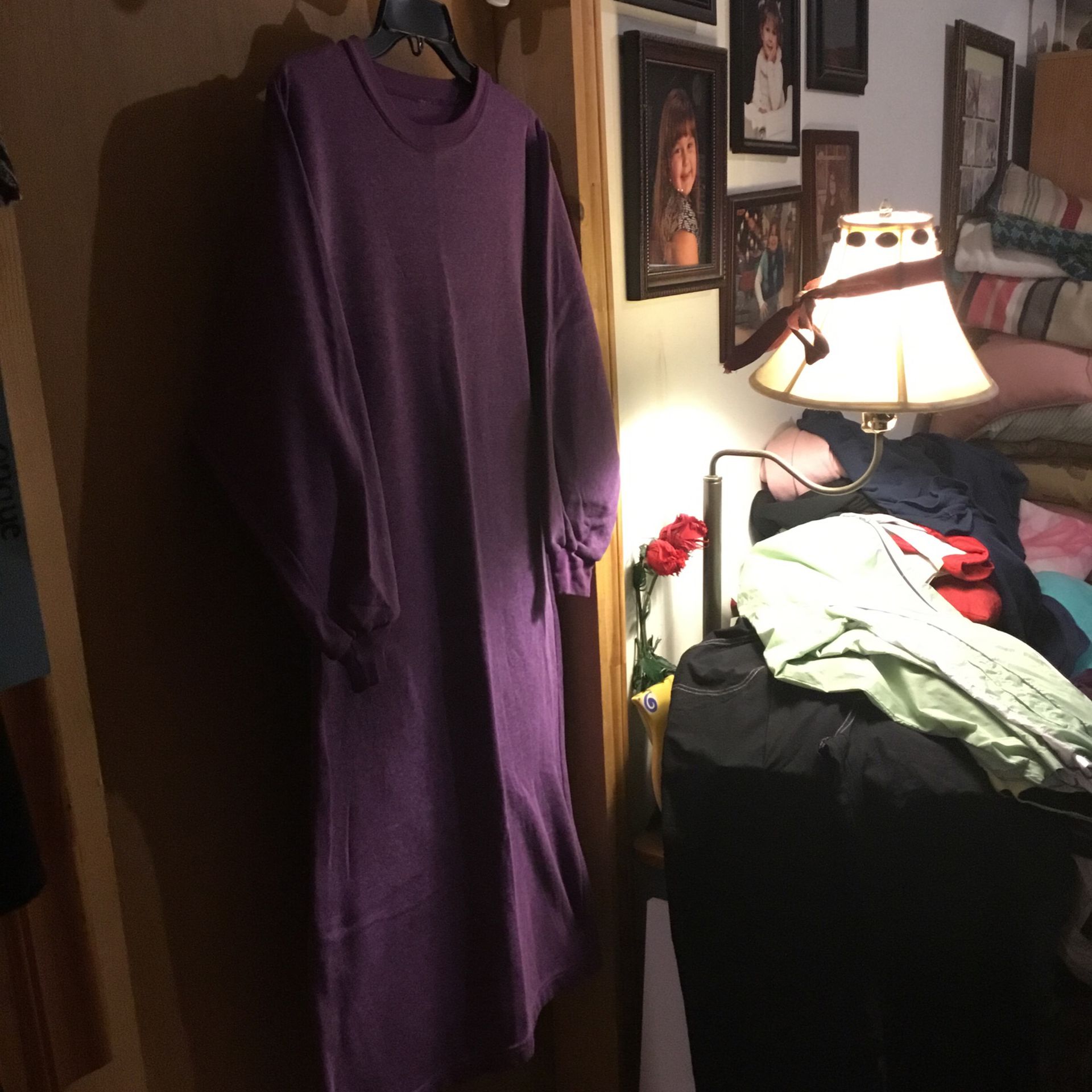 Women’s Long Purple Sweatshirt/pajamas Sz Small