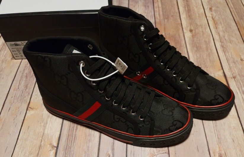 Gucci Sneakers