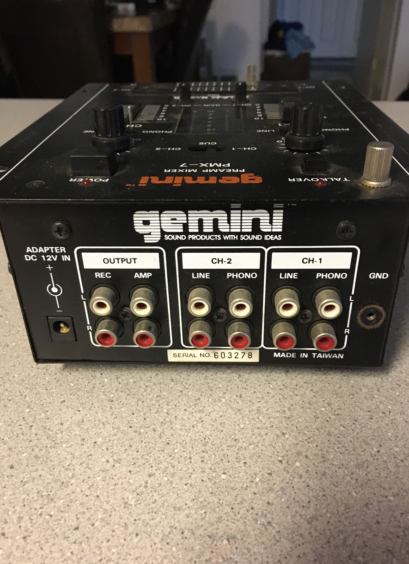 applicando aborto bianco come la neve gemini preamp mixer pmx 7