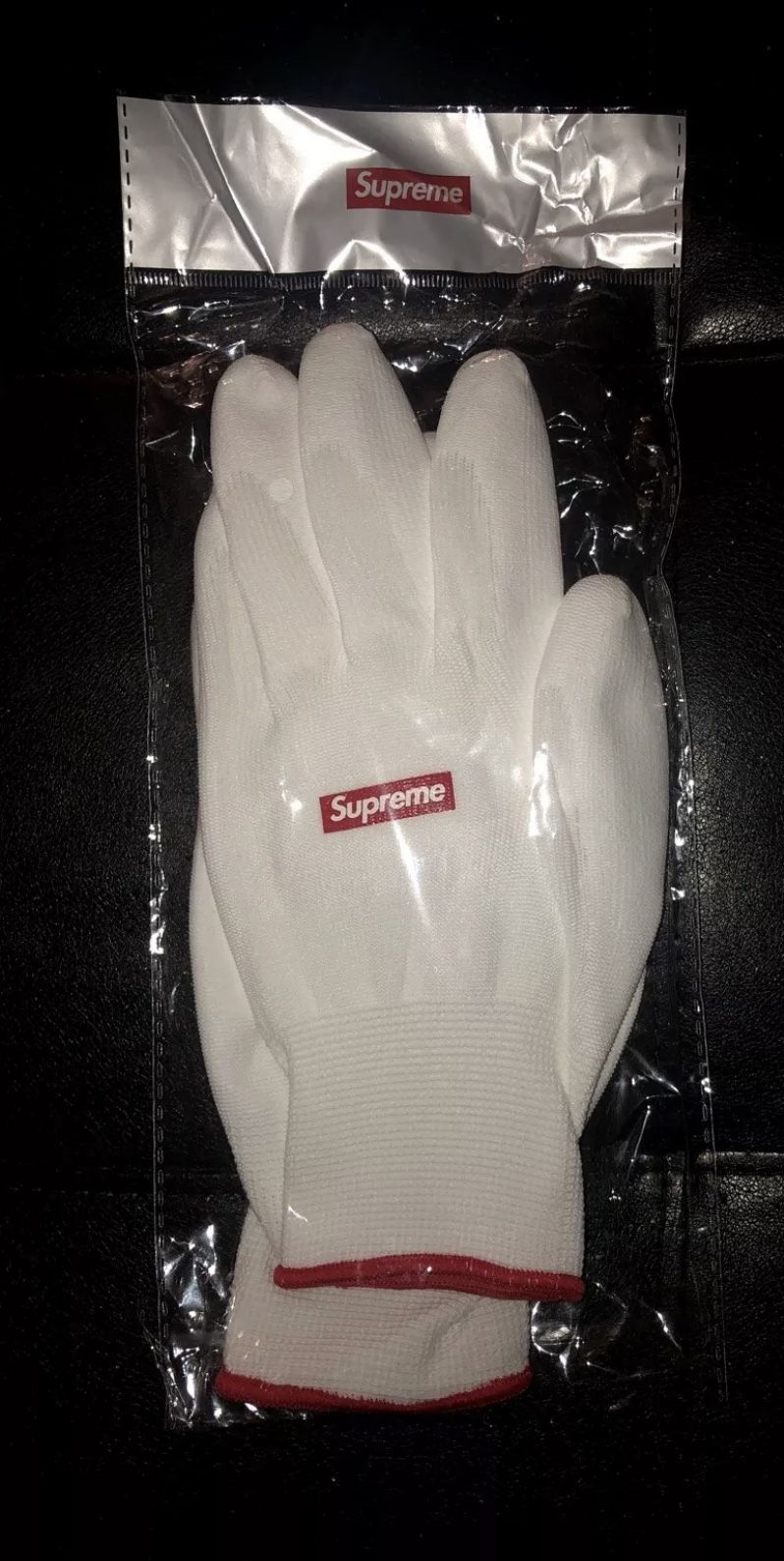 Supreme rubberized box logo gloves white & red