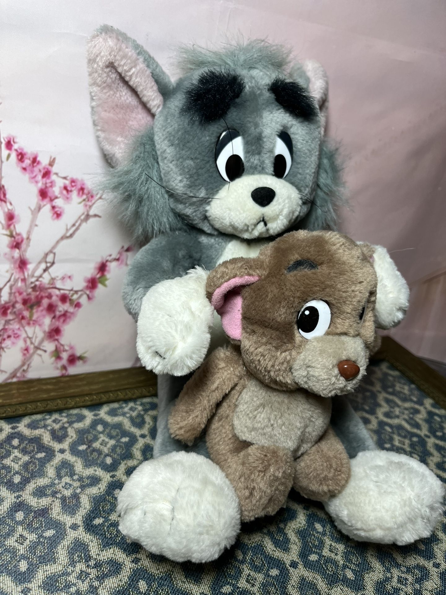 TOM & JERRY PLUSH 1990 PRESENTS BY HAMILTON STUFFED ANIMAL