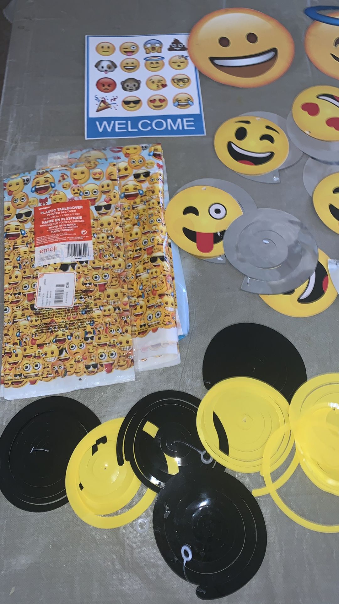 Birthday Emoji Decor
