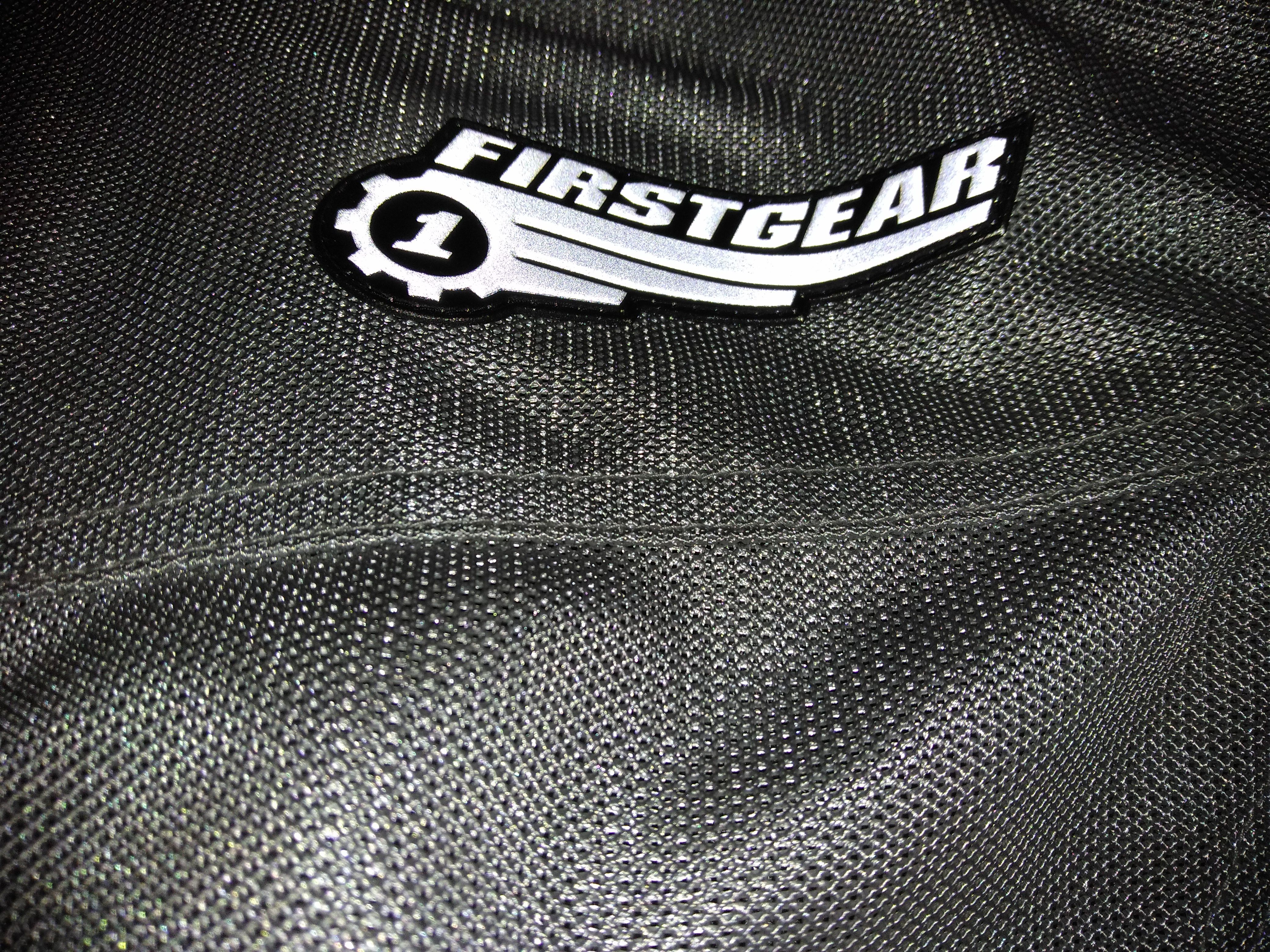 First gear meshtex2 motorcycle jacket so. Small