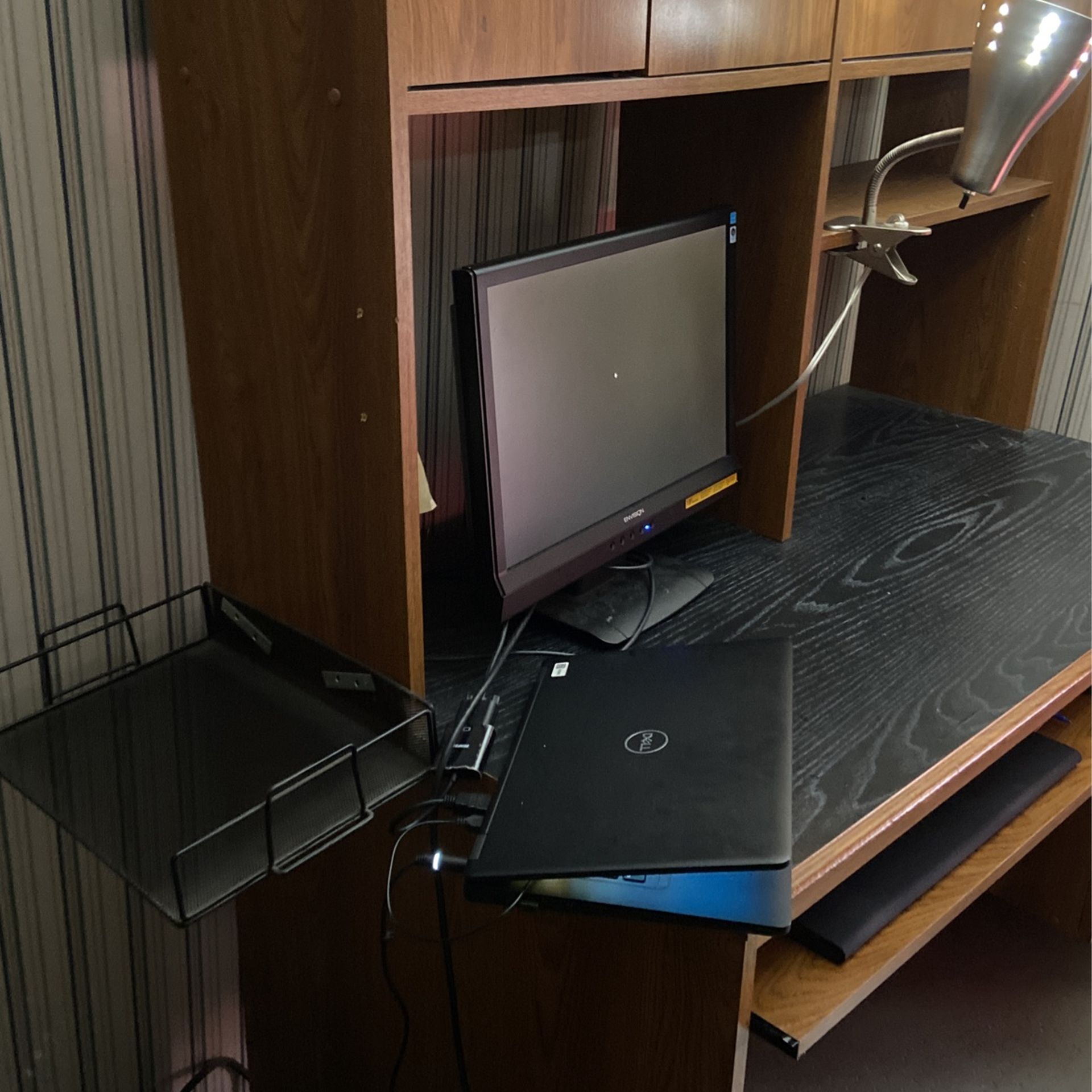 Desk w/ Chair