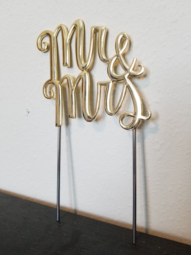 Gold Metal Wedding Cake Topper
