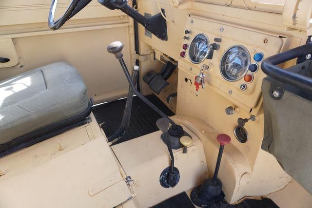 1972 Land Rover Santana 2A-88