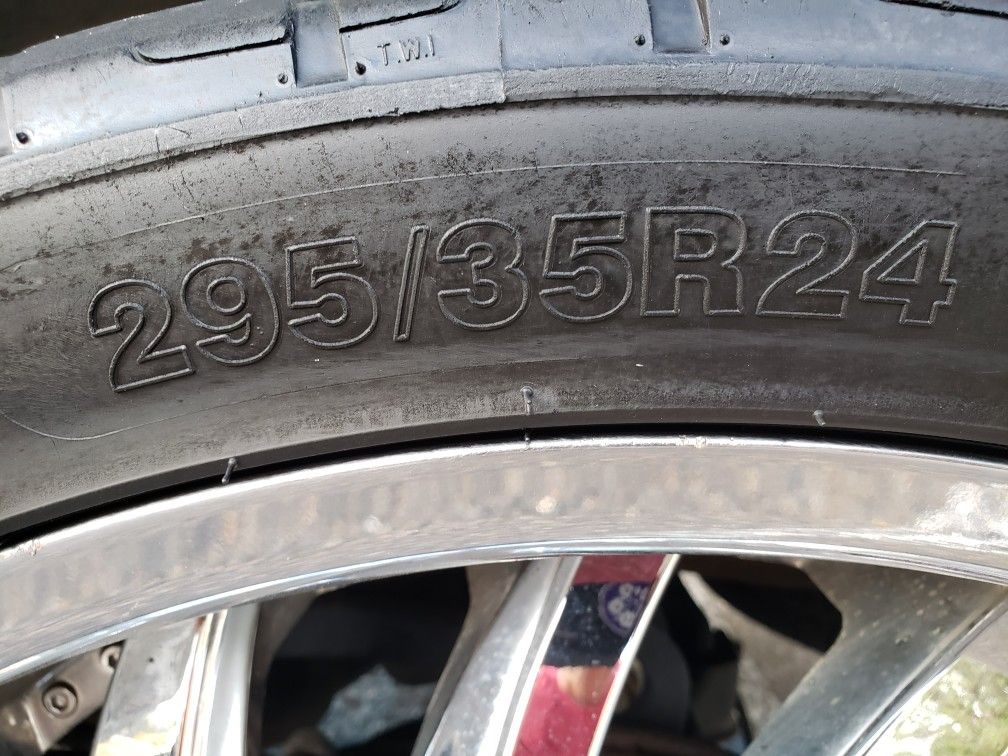 Status CHROME 24 Inch Alloy Wheels / Rims with Durun M626 Tires 295/35r24