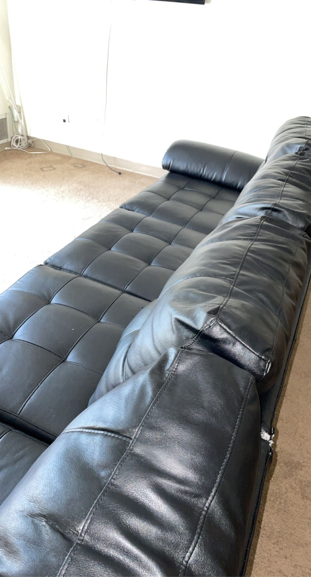 Black leather Sectional sofa