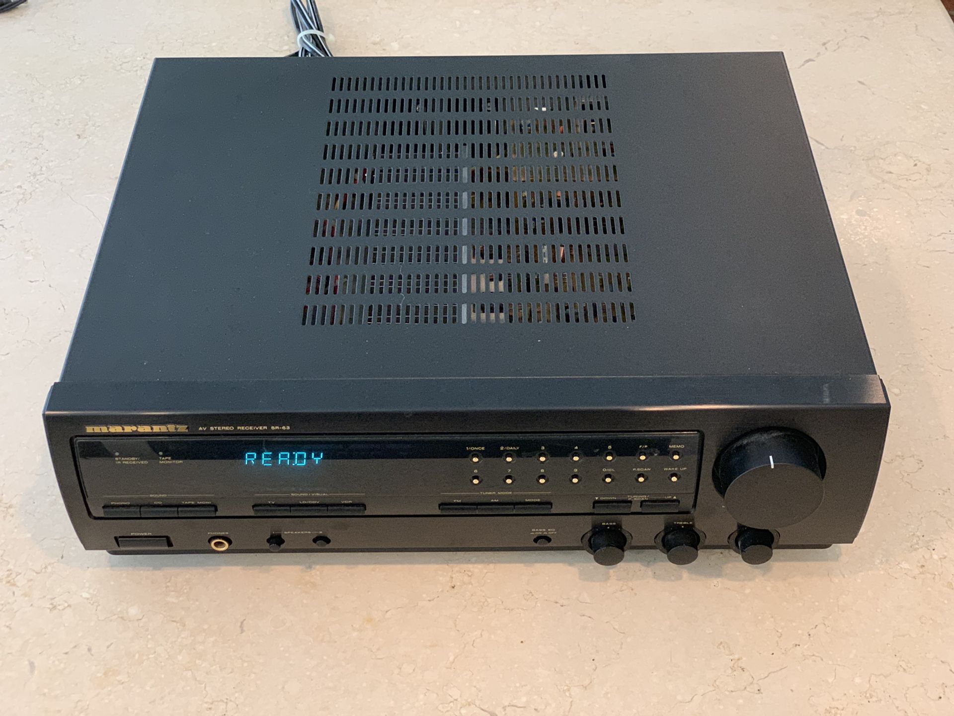 Marantz Sr-63 AVStereo Receiver with remote tested