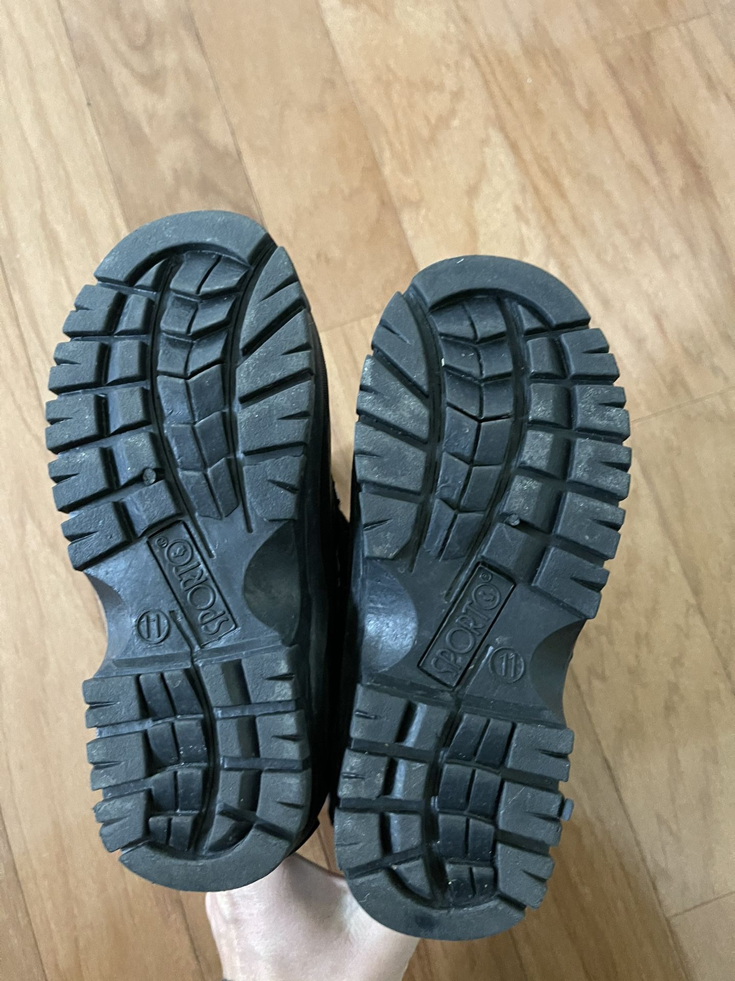 Snow boots toddler 11