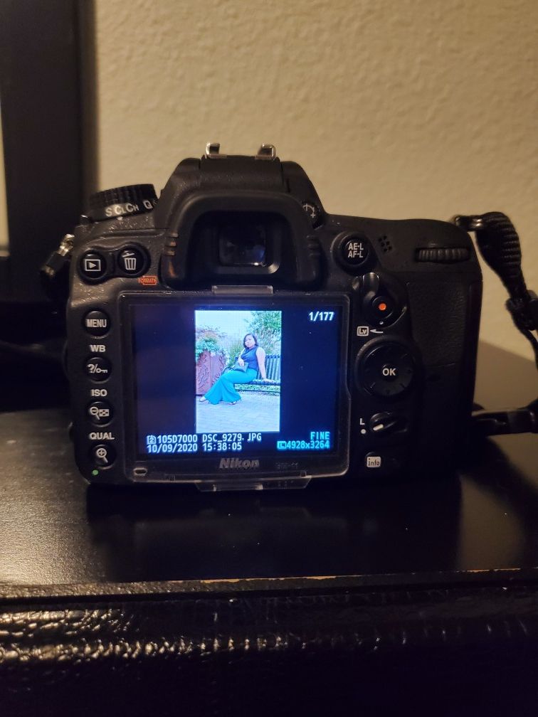 NIKON D7000