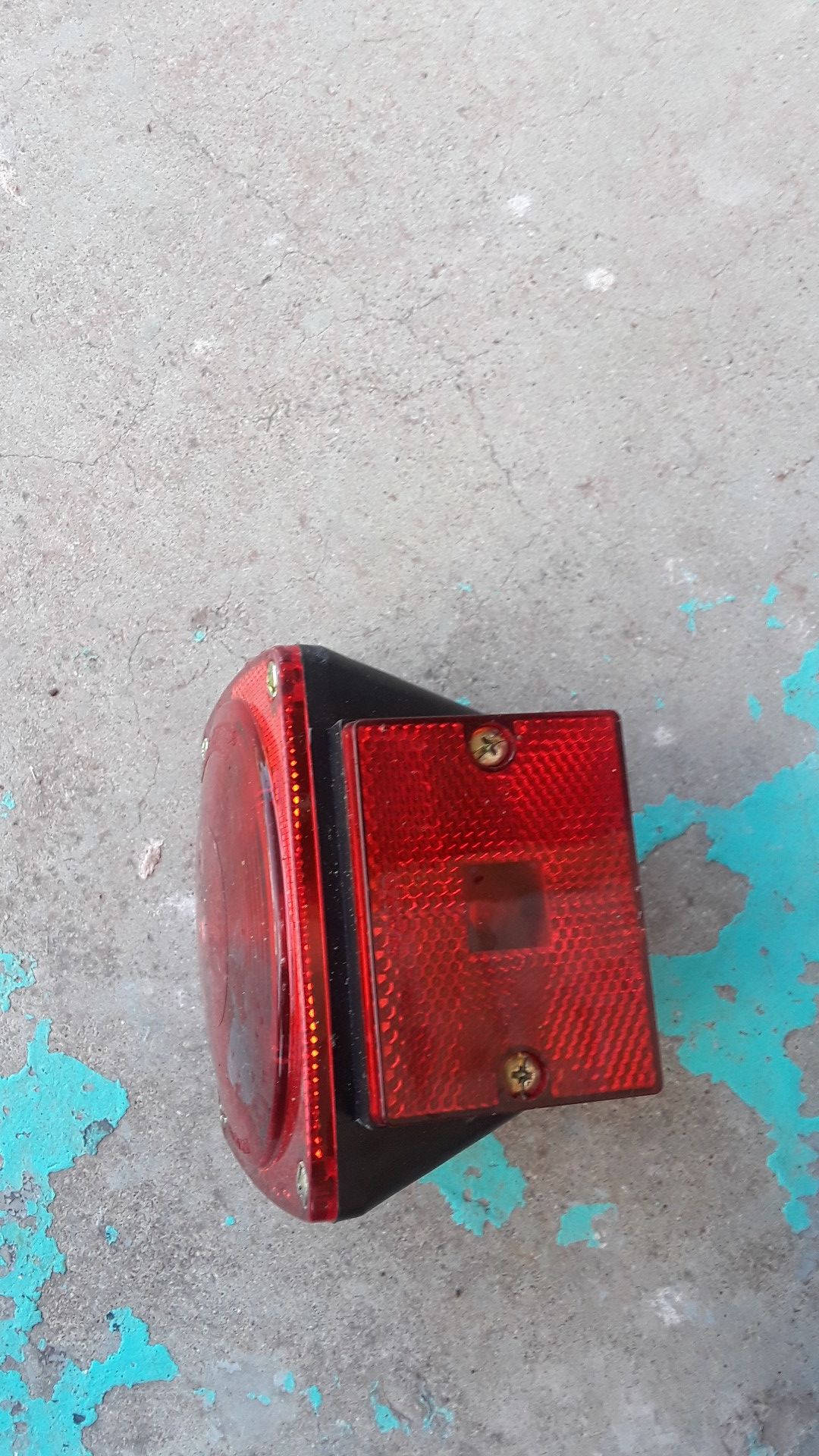 Trailer tail lights