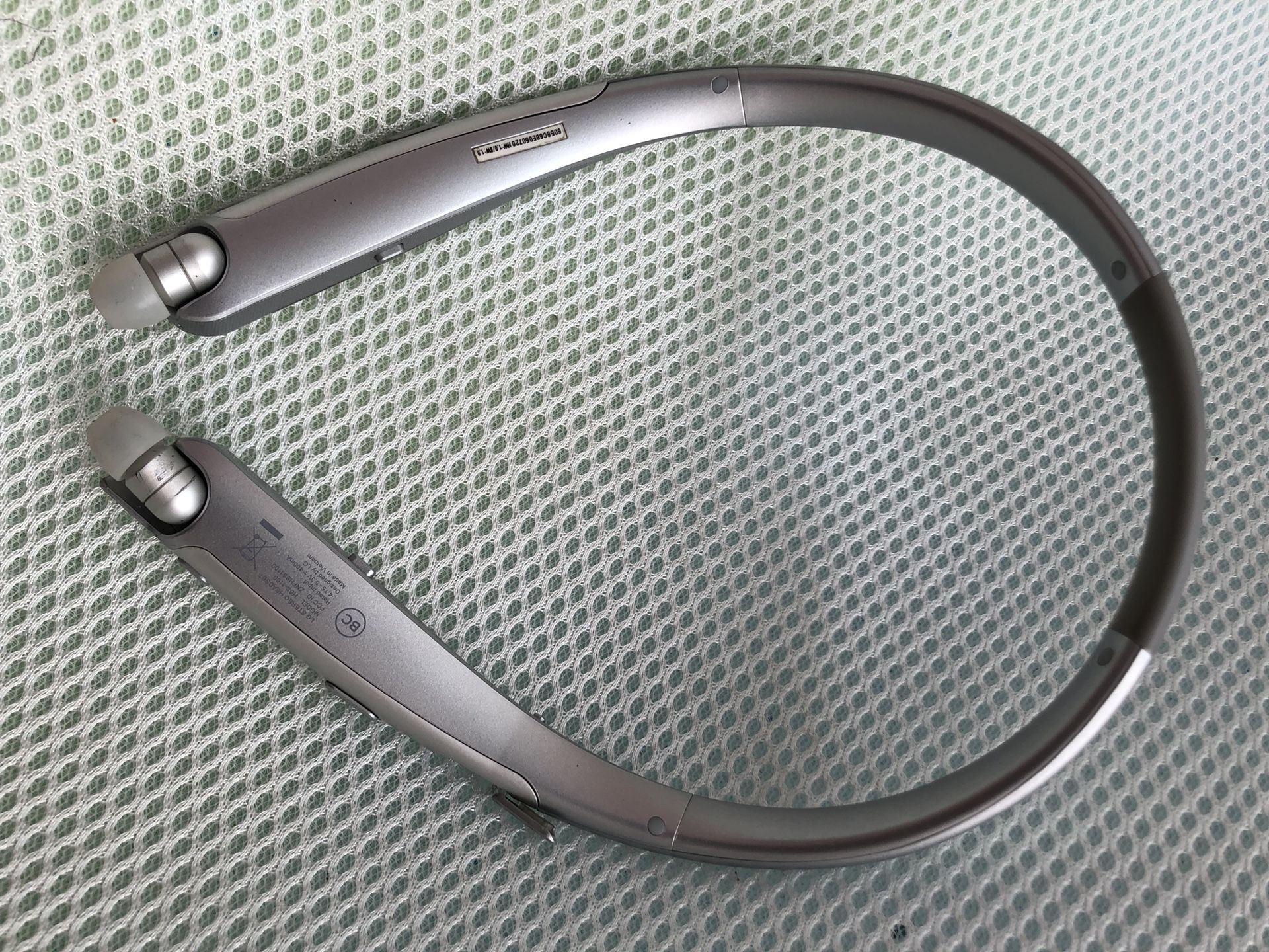 Lg 1100 Bluetooth headset