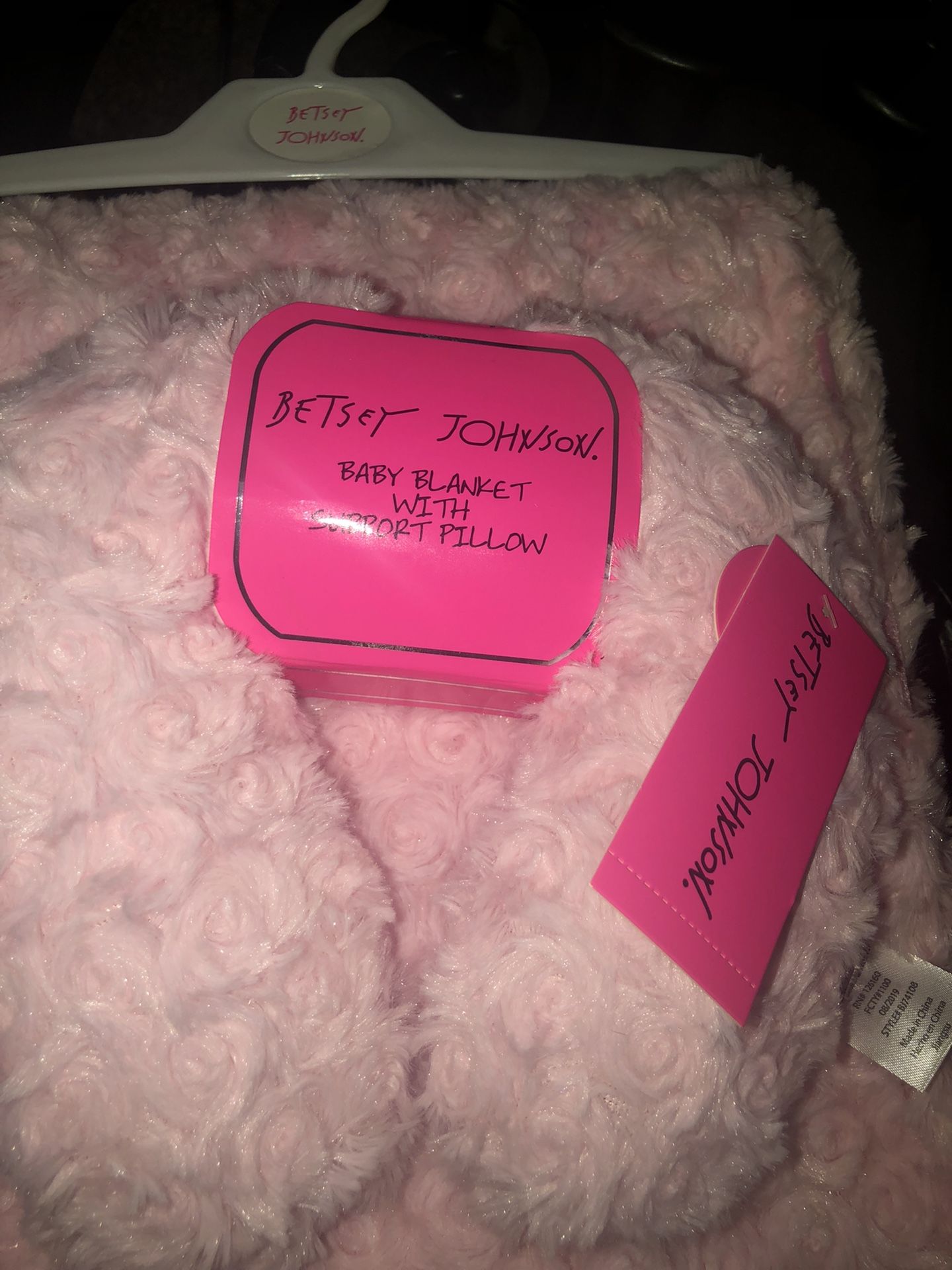 Infant Girls Plush Blanket And Neck Pillow