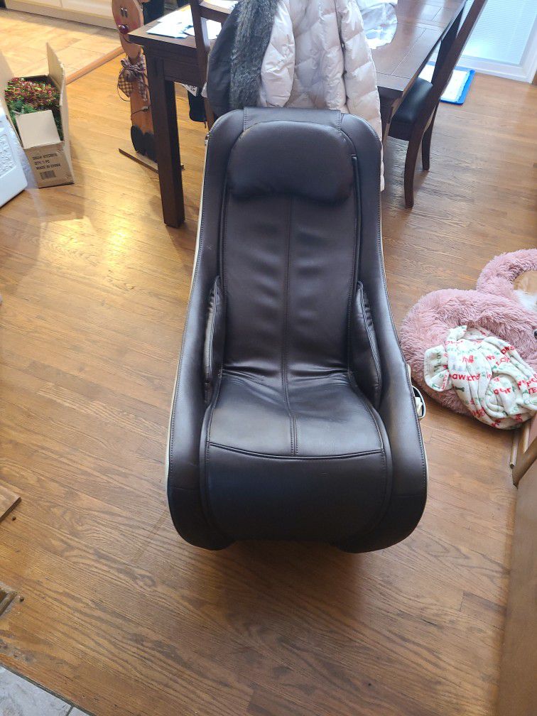 CirC Massage Chair Synca